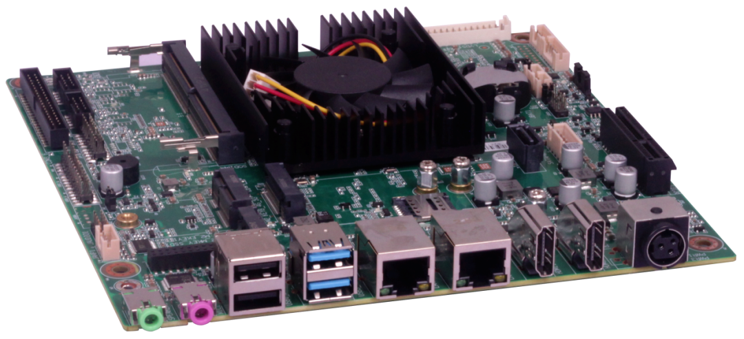 運輸車隊遠程監控管理的利器 MITX-6122物聯網邊緣計算機